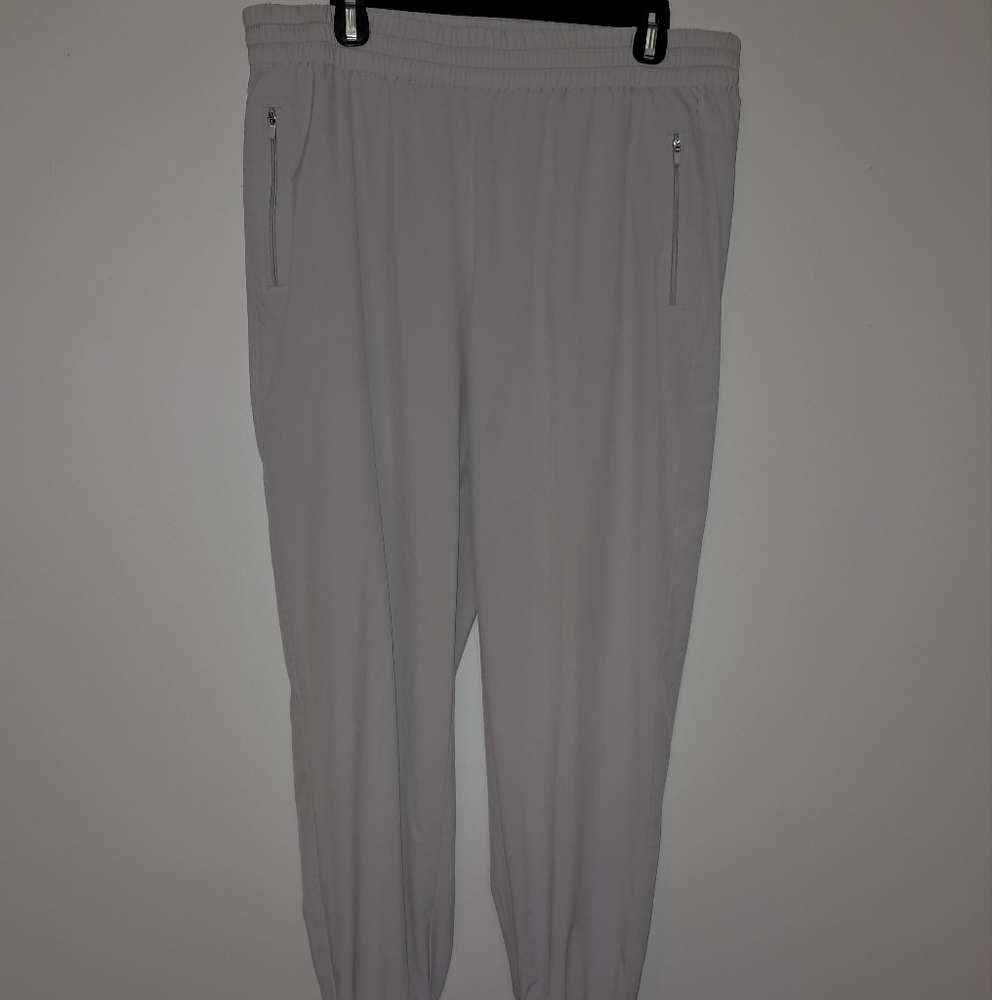Tommy Bahama Alicia IslandZone Jogger, Light Grey- Size Medium